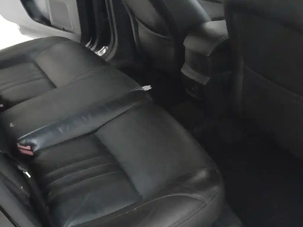 Ford Mondeo Zhisheng — миниатюра 8