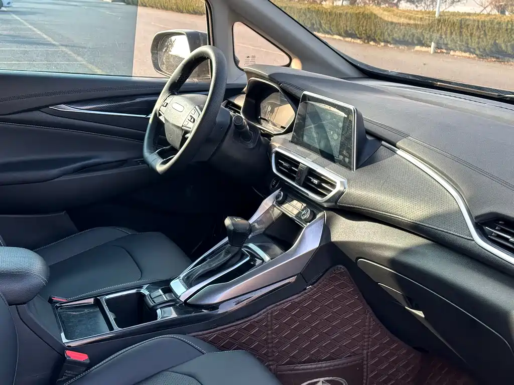 SAIC MAXUS CHASE G50