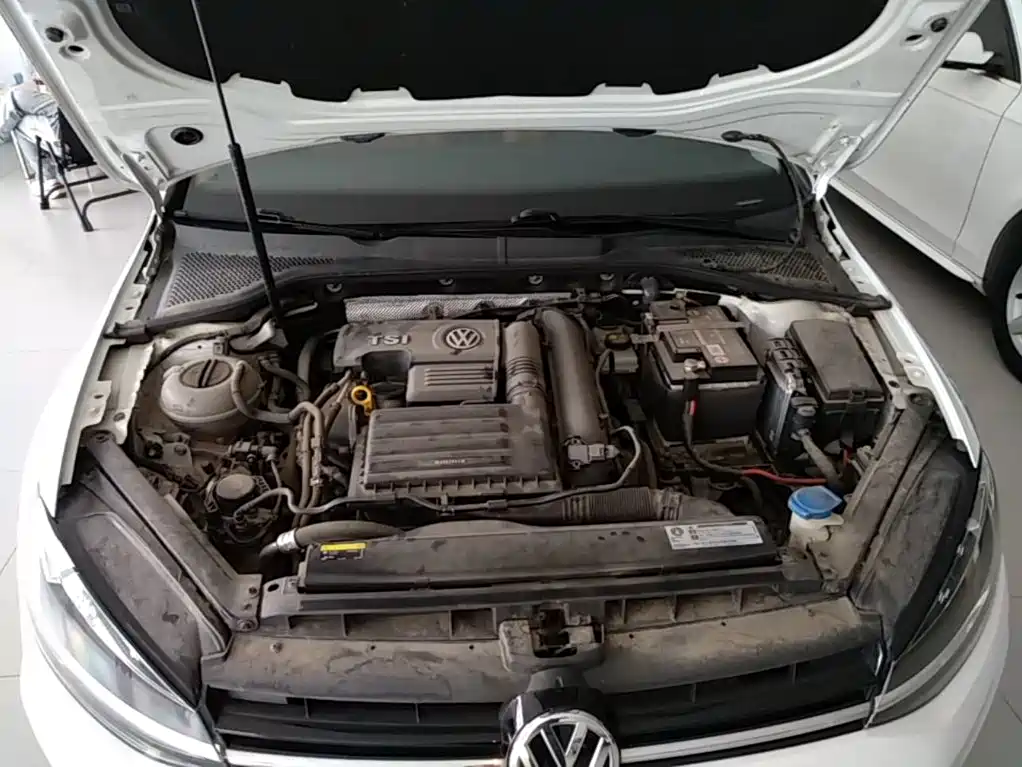 Volkswagen Golf — миниатюра 20