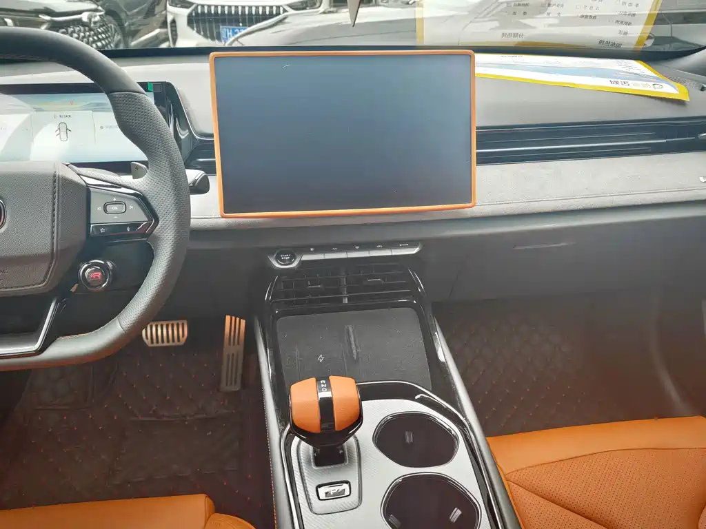 Changan UNI-V 2025 1.5T 500Bar Luxury Sport