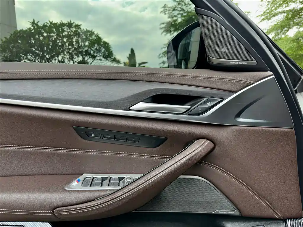 BMW 5 Series — фотографии объявления, Фото 19