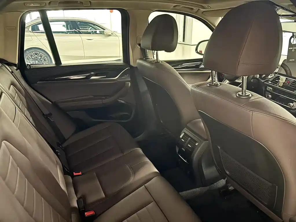 BMW X3 2018 xDrive25i M Sport VI