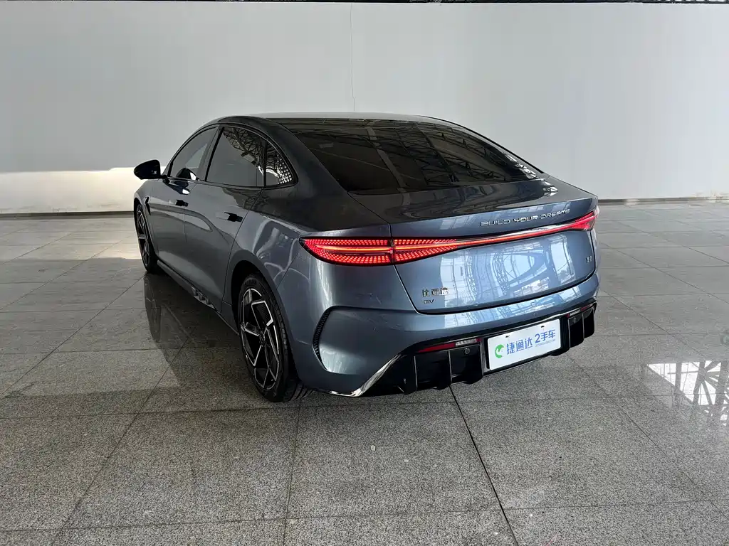 BYD Seal 2022 700km