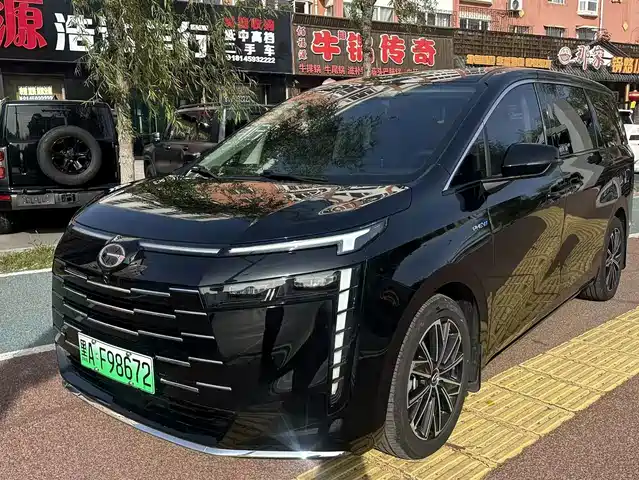 GAC Trumpchi E8 PHEV