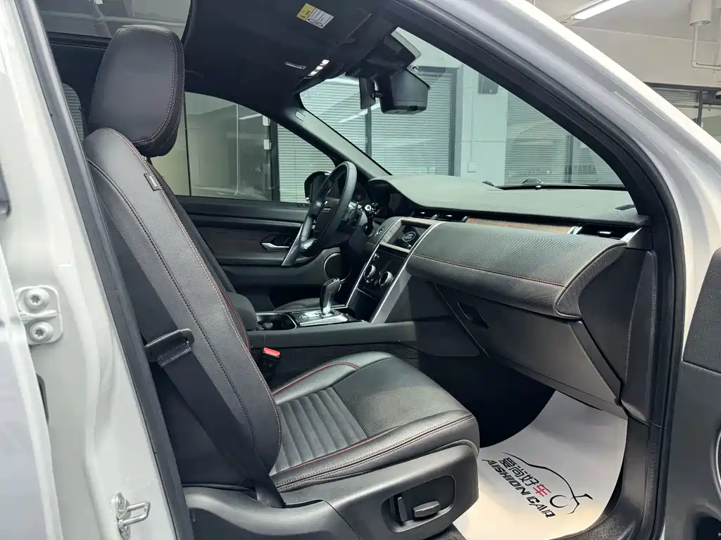 Land Rover Discovery Sport — миниатюра 10