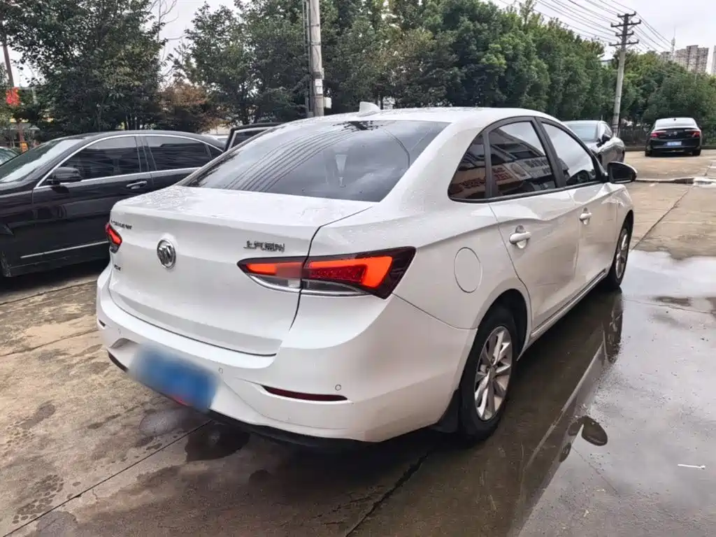 Buick Excelle — миниатюра 7