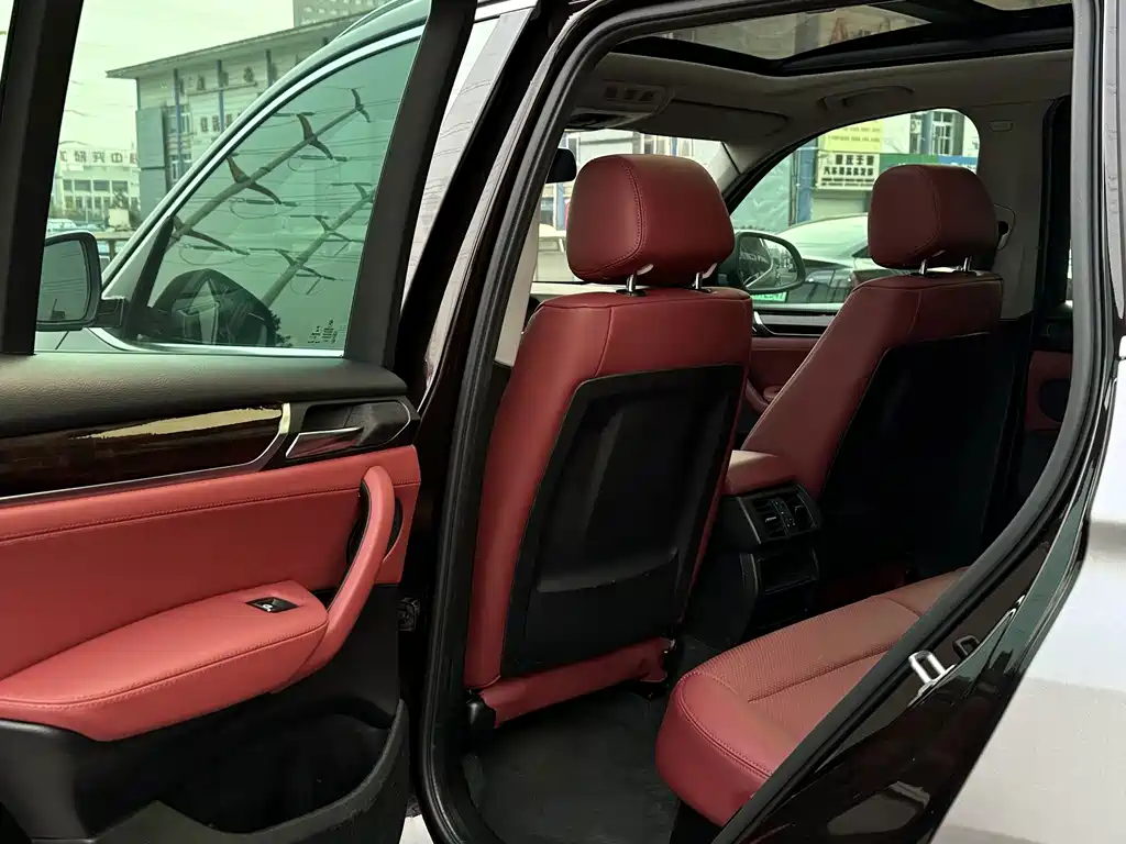 BMW X3 (Import) — миниатюра 12
