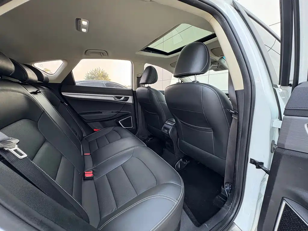 GEELY AUTOMOBILE EMGRAND GS