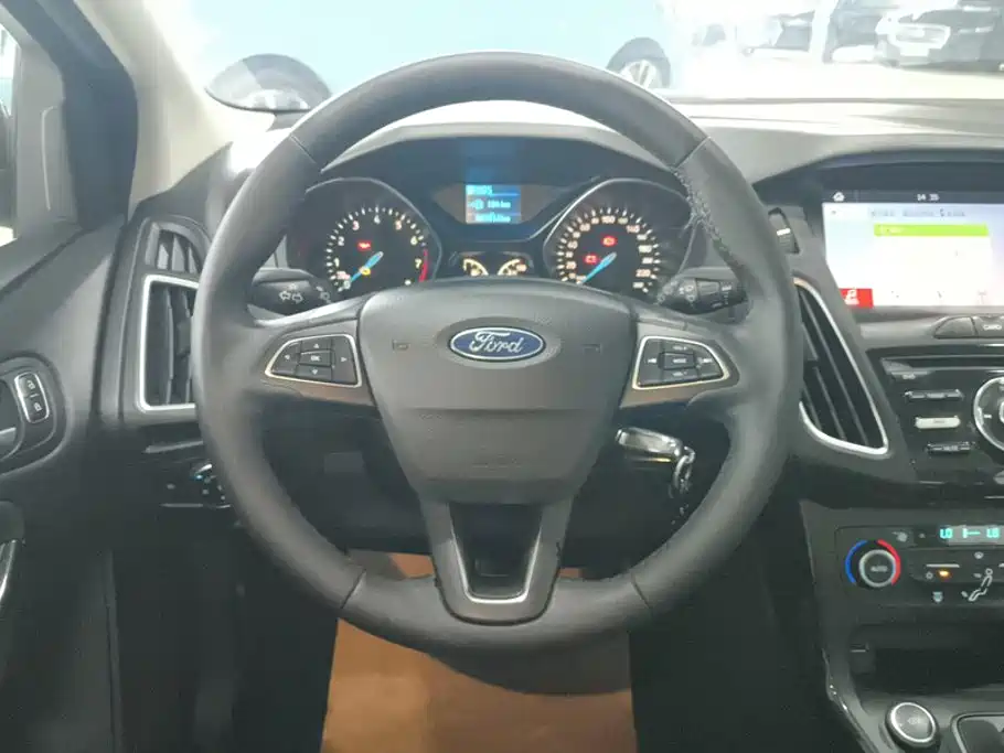 Ford Focus — миниатюра 15
