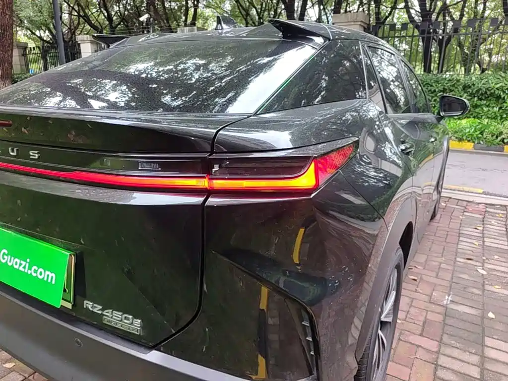 Lexus RZ — миниатюра 8