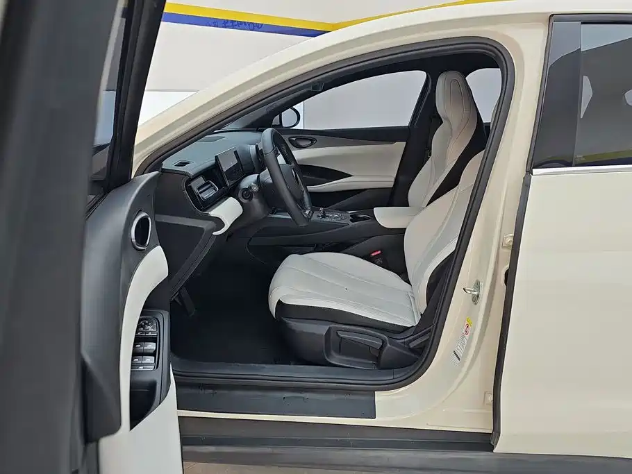 BYD Seal 06 — миниатюра 9