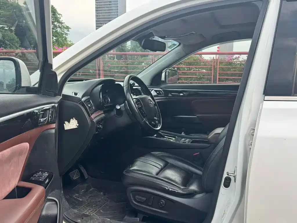 GAC GS8 2017 320T Luxury Smart Connect （ мест）