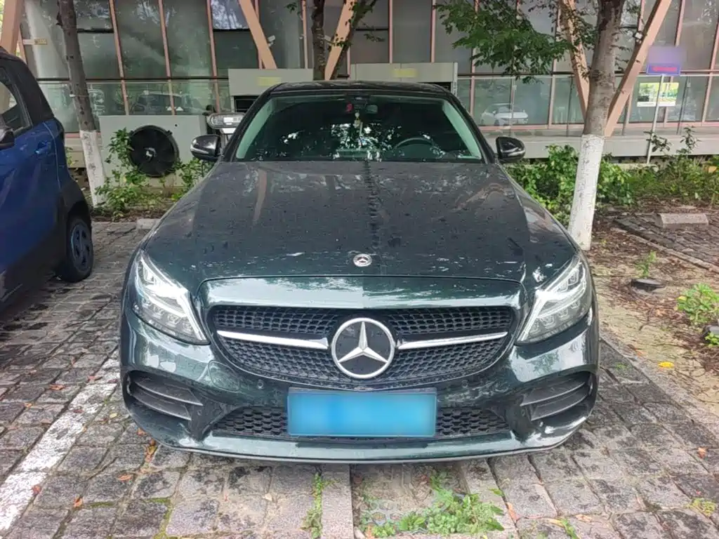 Mercedes-Benz C-Class — миниатюра 3