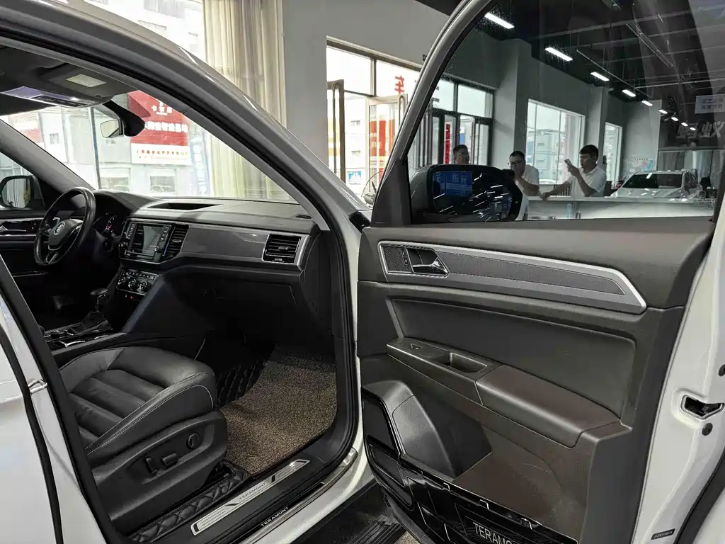 Volkswagen Teramont — миниатюра 7