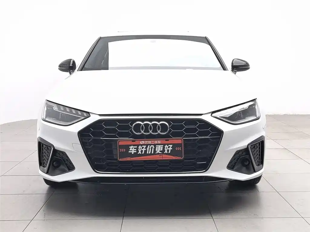 Audi A4L 2024 40 TFSI Luxury