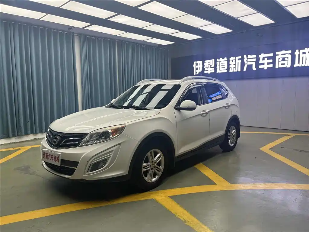 GAC Motor Trumpchi GS5 2014