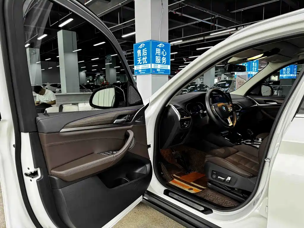 BMW X3 — миниатюра 4