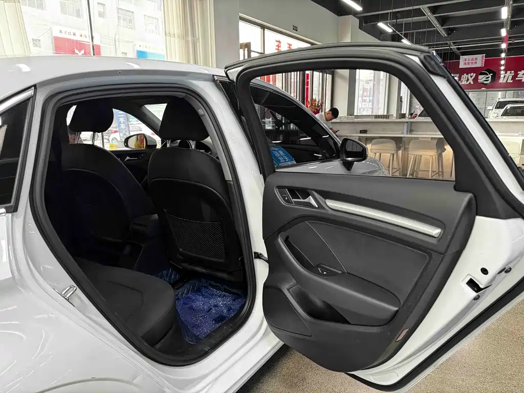 Audi A3 — миниатюра 10