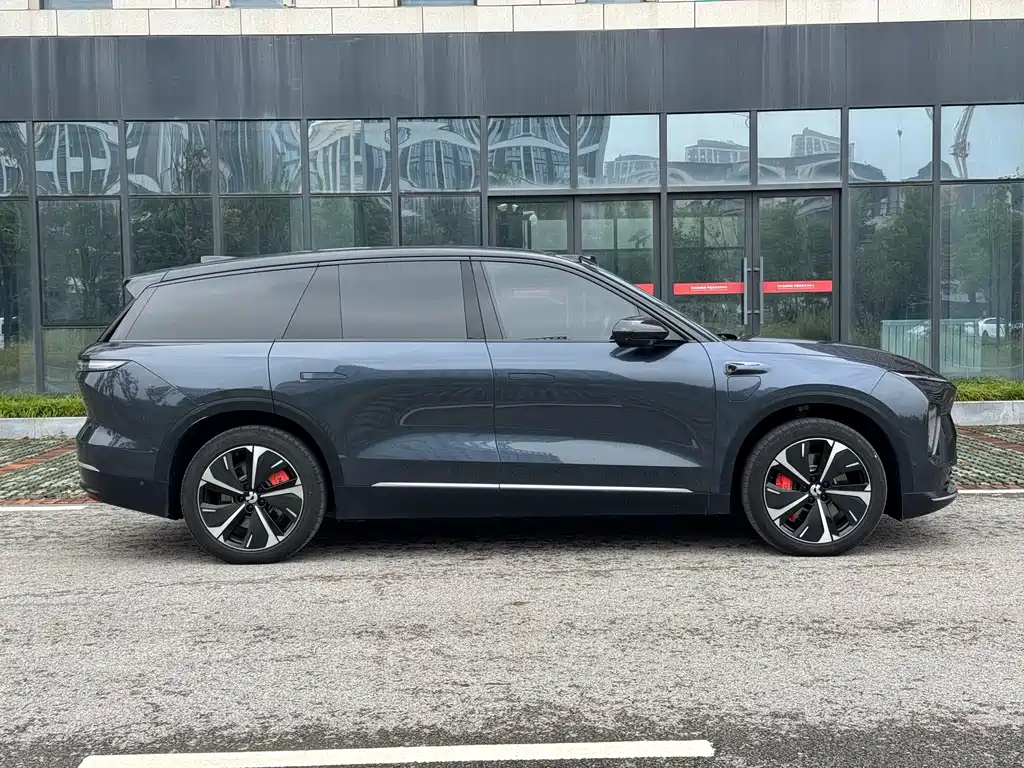 NIO ES8 — миниатюра 22