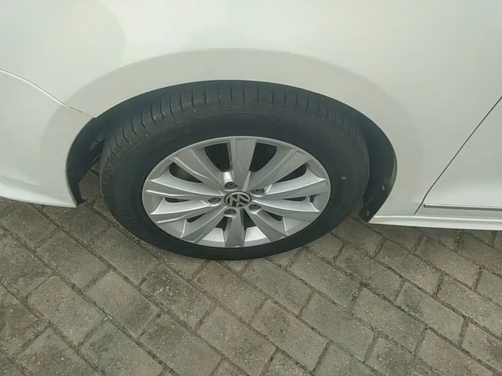 Volkswagen Sagitar — миниатюра 23
