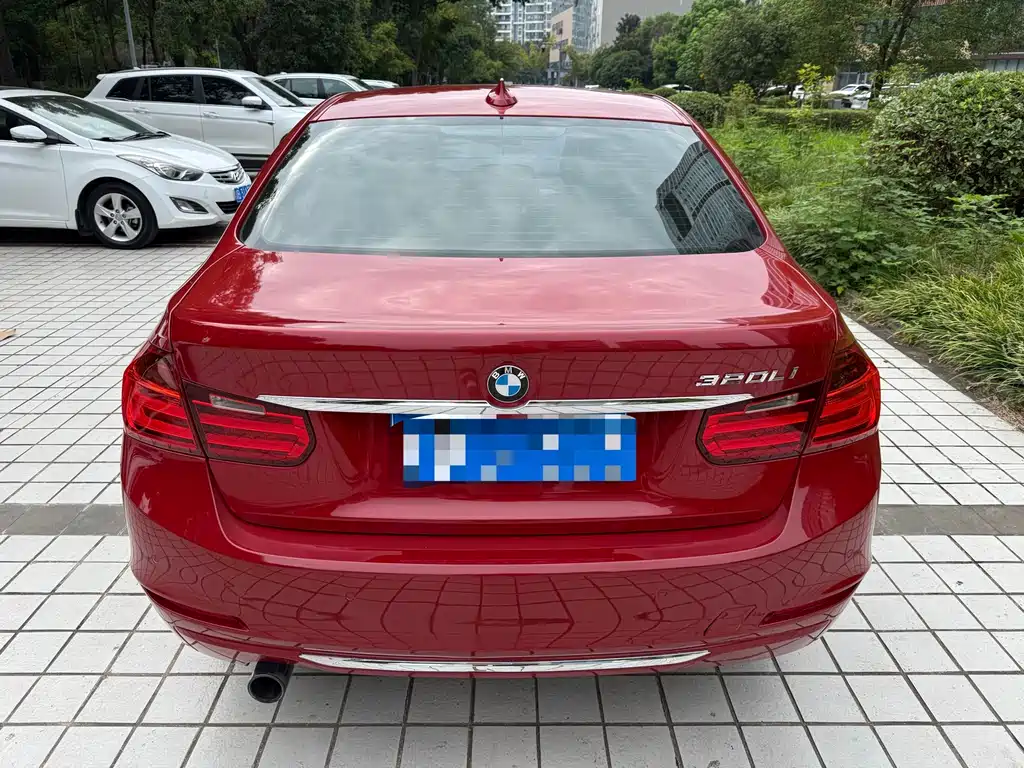 BMW 3 Series — миниатюра 12