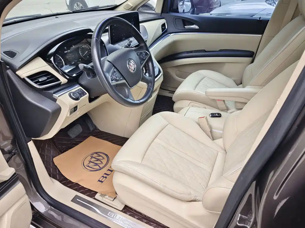 Buick GL8 — миниатюра 10