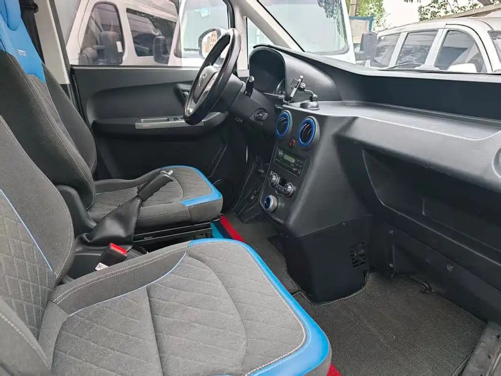 Foton Zhilan Genie E7 — миниатюра 4