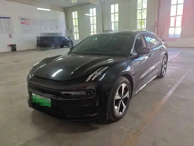 Zeekr 001 2022