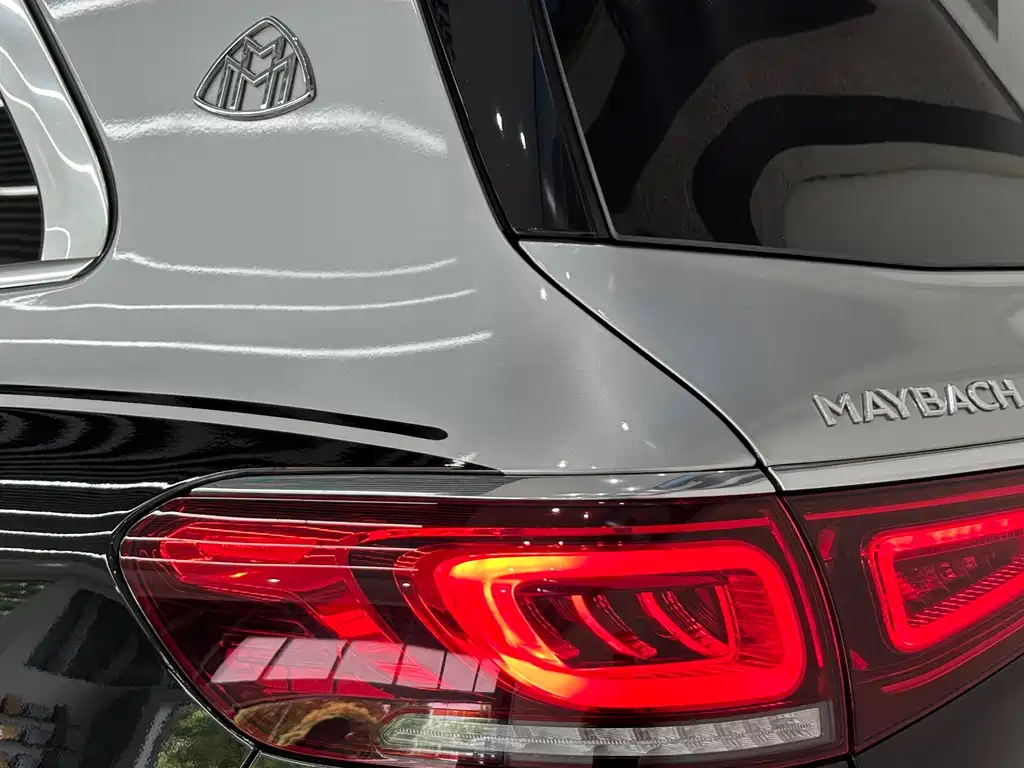 MERCEDES-BENZ MAYBACH GLS