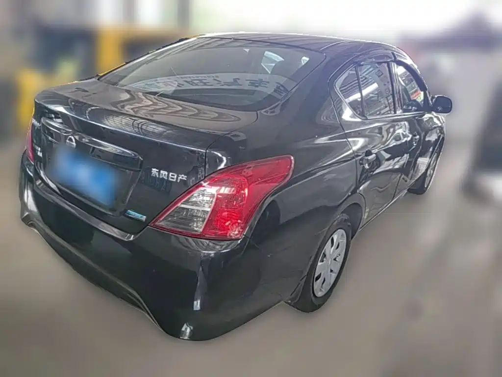 Nissan Sunny — миниатюра 10