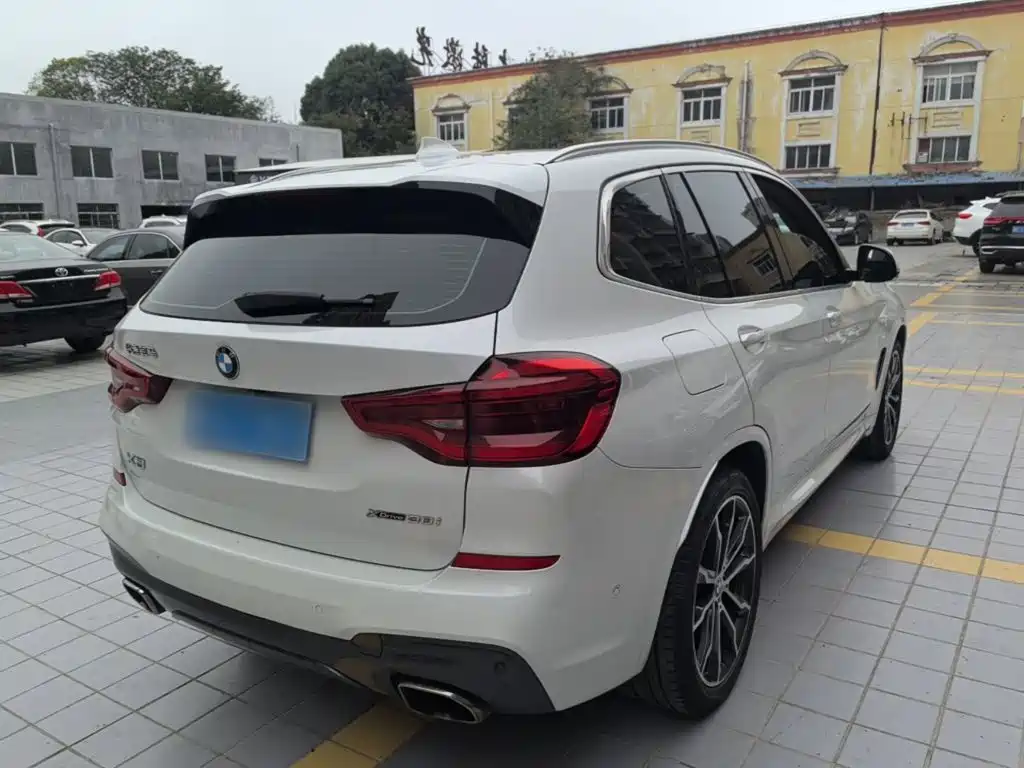 BMW X3 — миниатюра 7