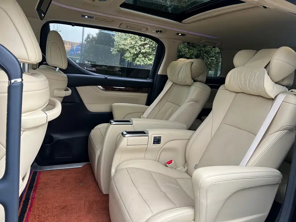 Toyota Alphard 2021 2.5L Luxury