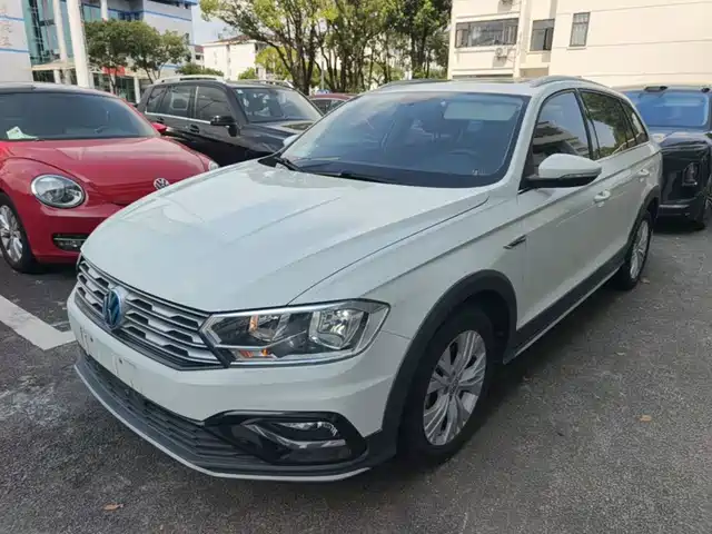 Volkswagen C-Trek