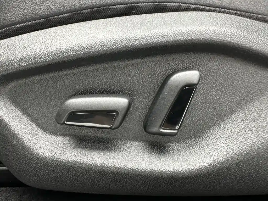 Jetta VS7 Black Edge Edition 1.4T Auto Glory Edition Pro, фото 13