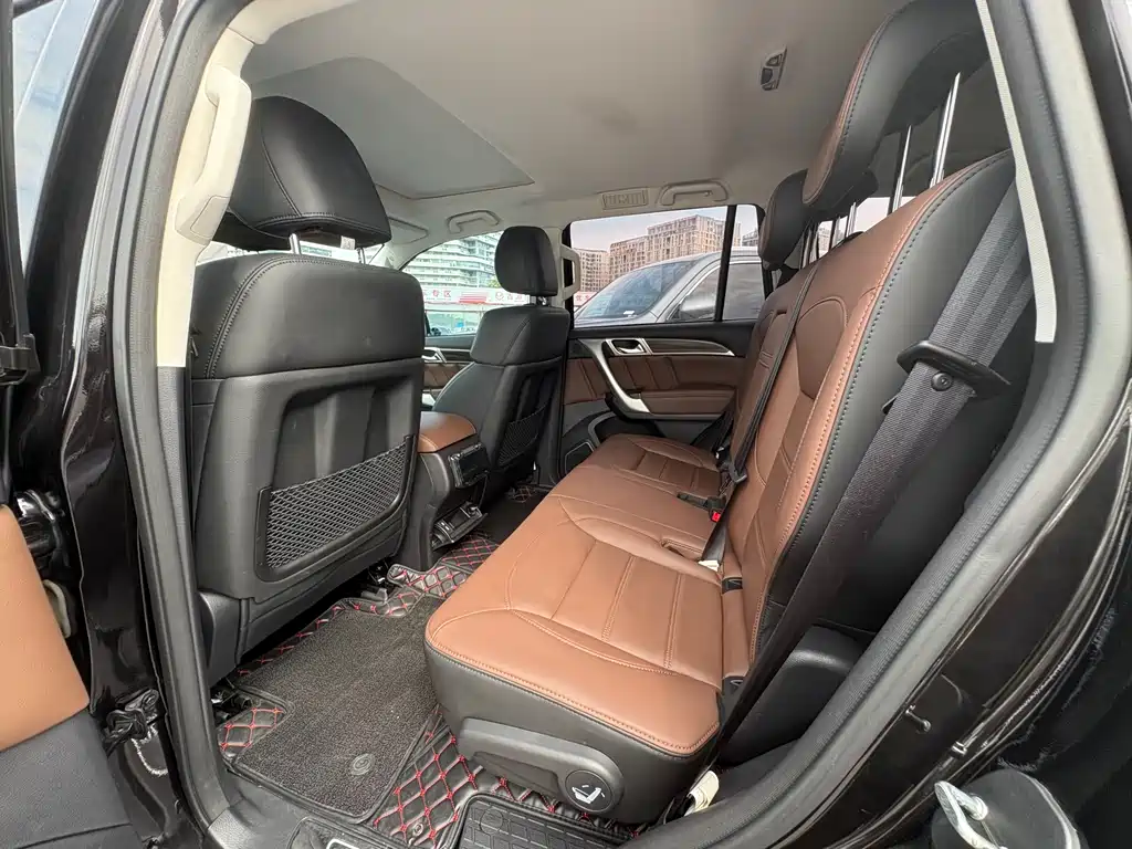 Haval H9 2017 2.0T Luxury 7 мест