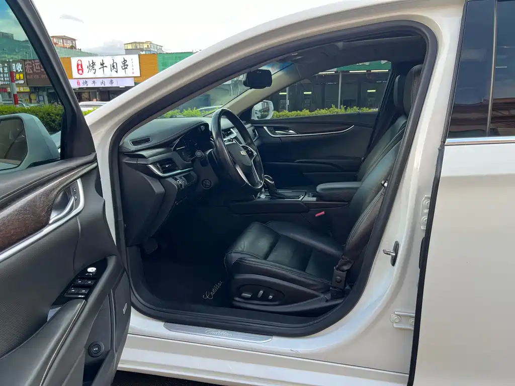 Cadillac XTS 2018 28T Elite