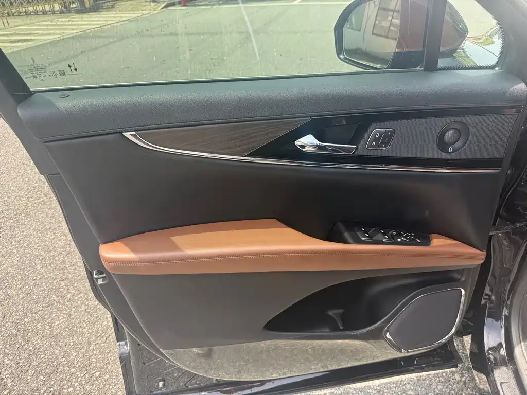 Lincoln Nautilus 2022 2.7T