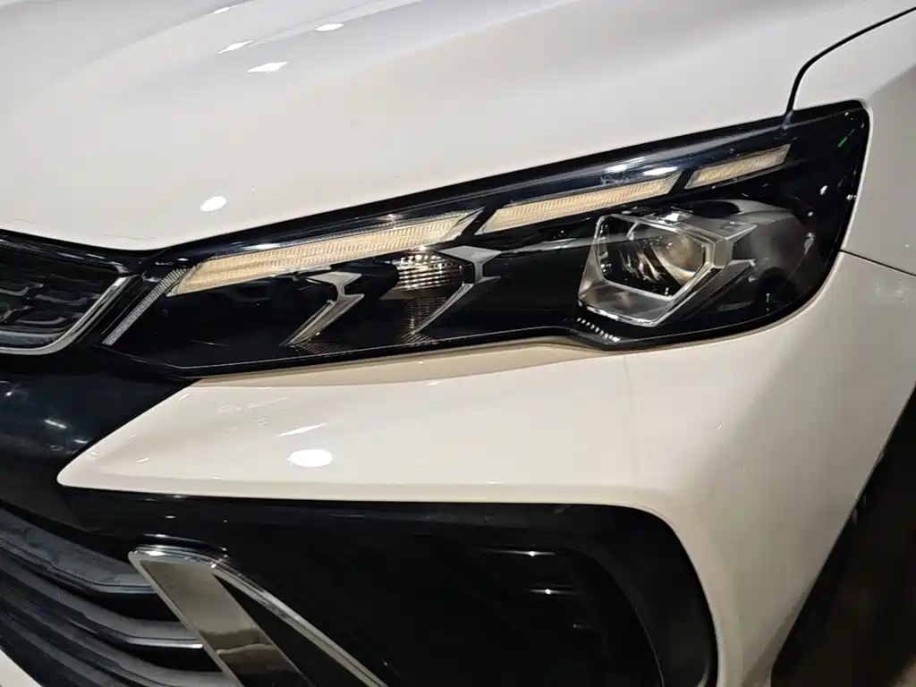 Geely Binrui — миниатюра 24