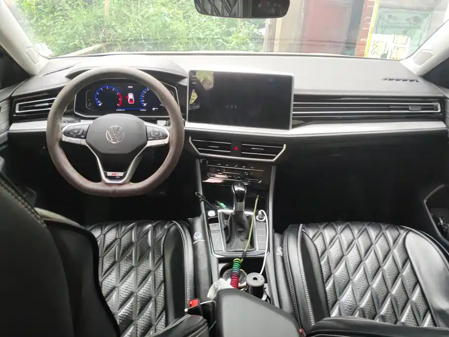 Volkswagen Sagitar — миниатюра 12