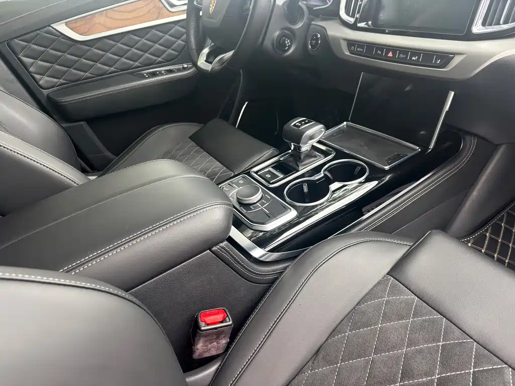 Hongqi Hongqi HS7 — миниатюра 16