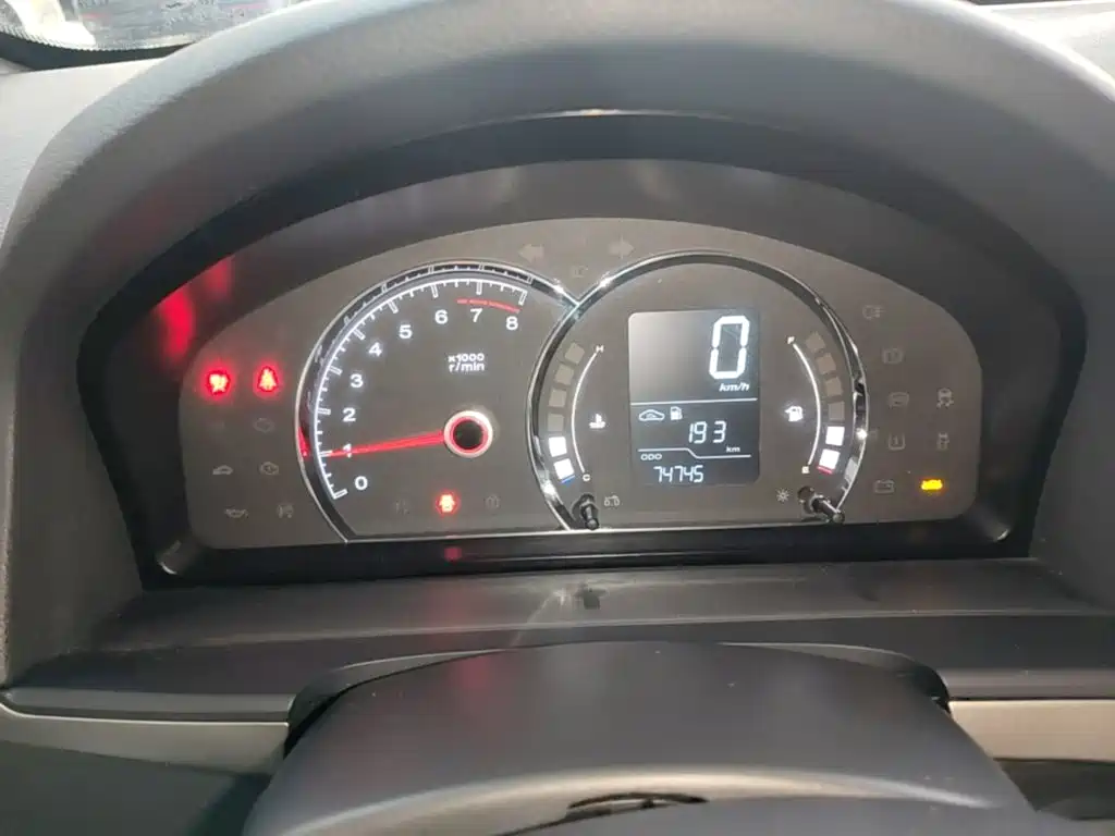 Roewe 350 — миниатюра 12