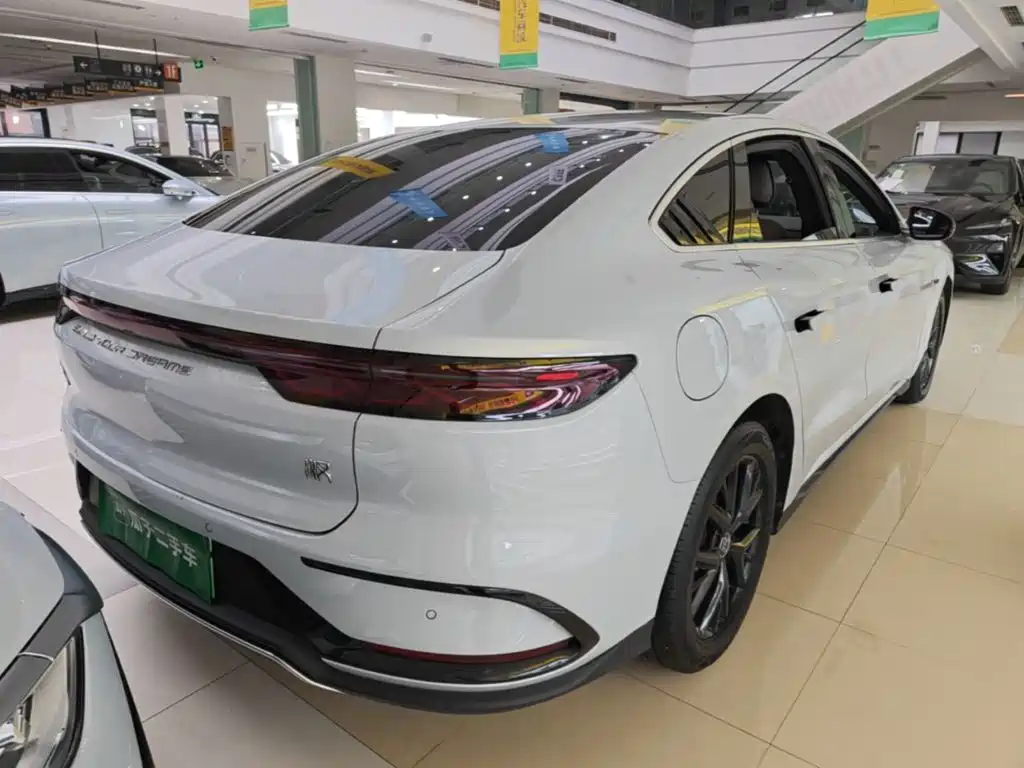 BYD Han — миниатюра 7