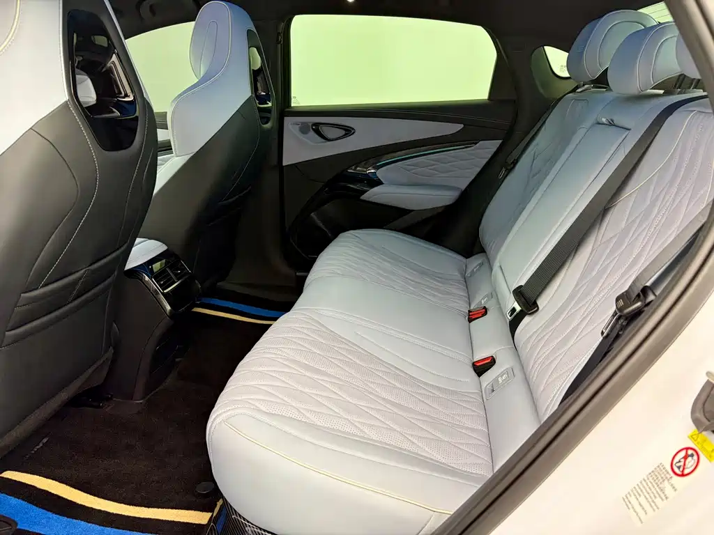 BYD Seal — миниатюра 12
