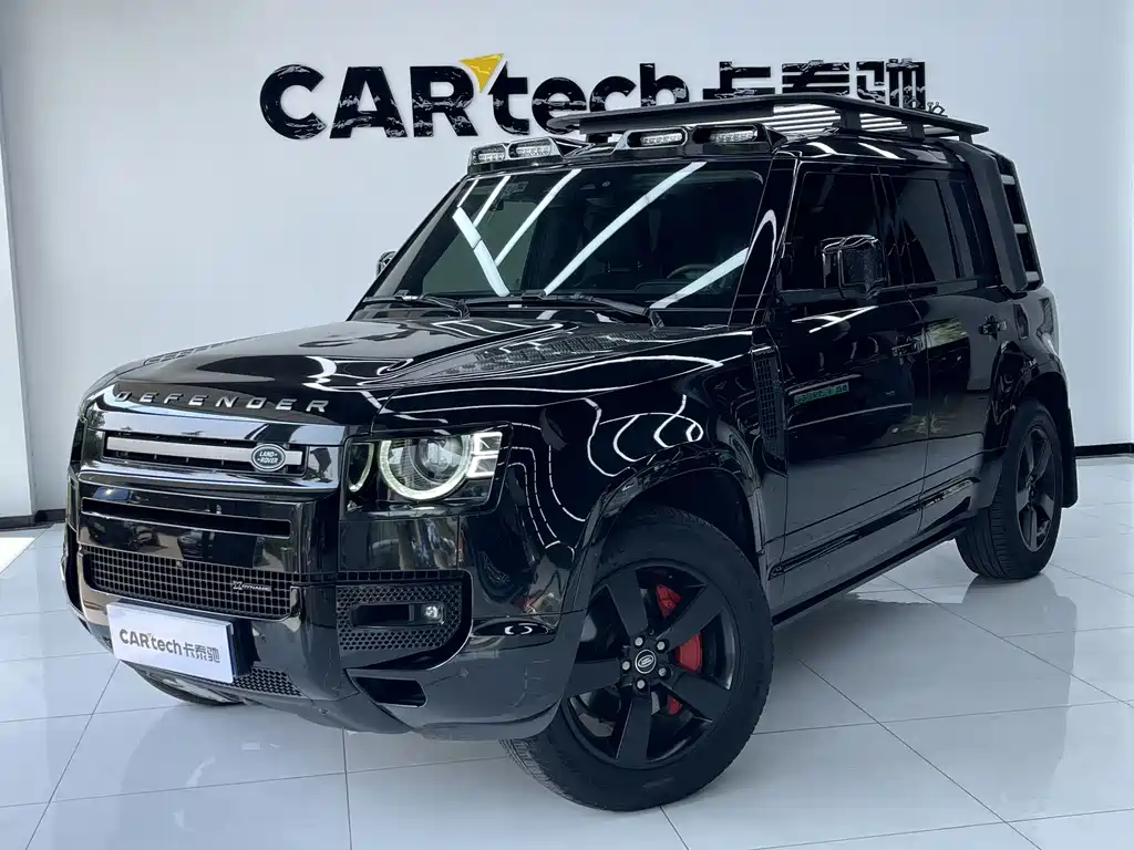 Land Rover Defender 2022