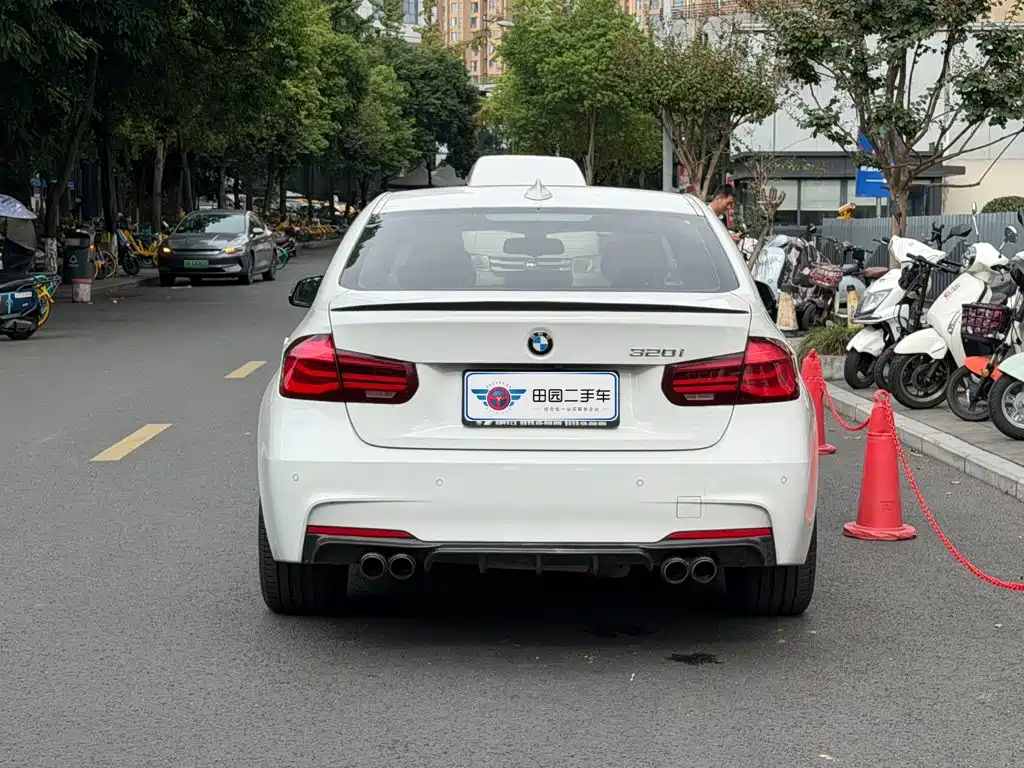 BMW 3 Series — миниатюра 5