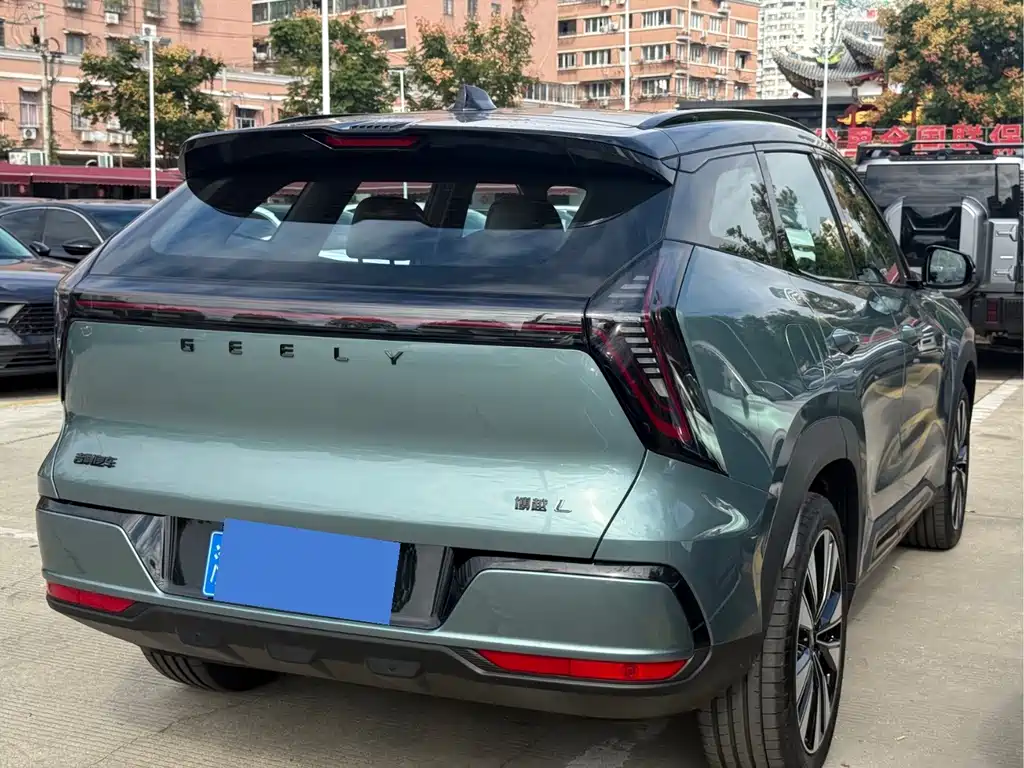 Geely Boyue L — миниатюра 5