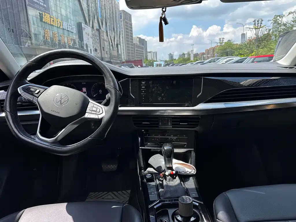 Volkswagen Passat — миниатюра 7