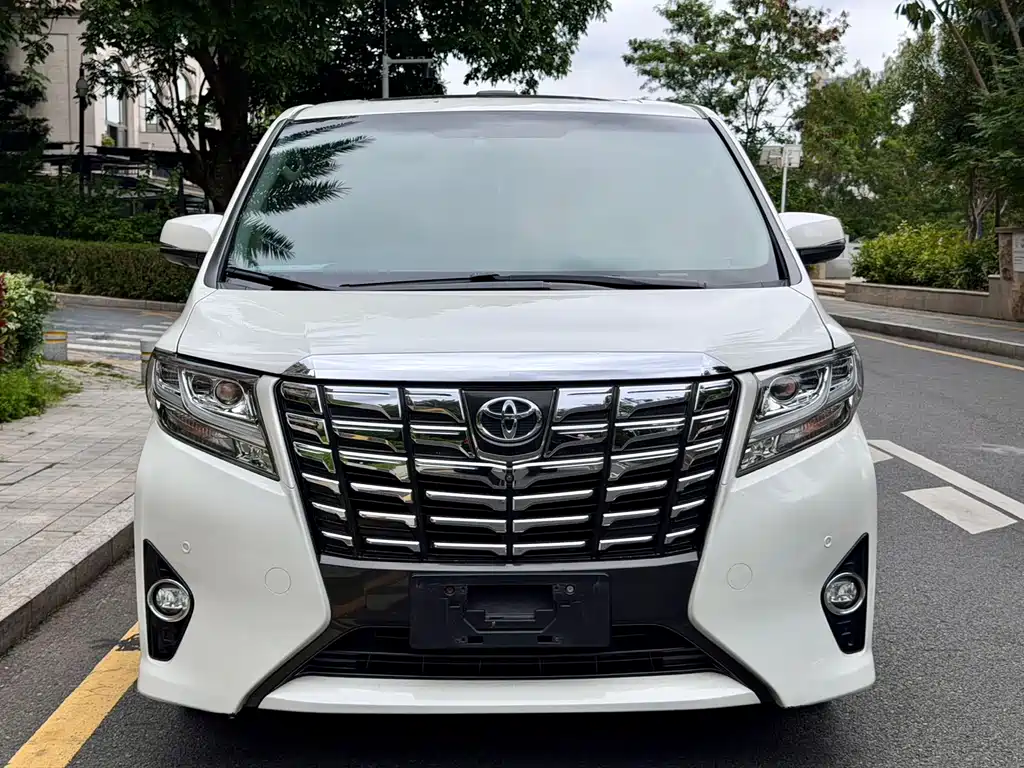 Toyota Alphard 2015 3.5L Luxury