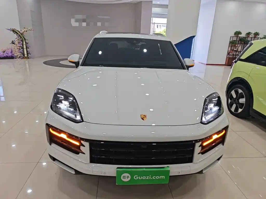Porsche Cayenne — миниатюра 3