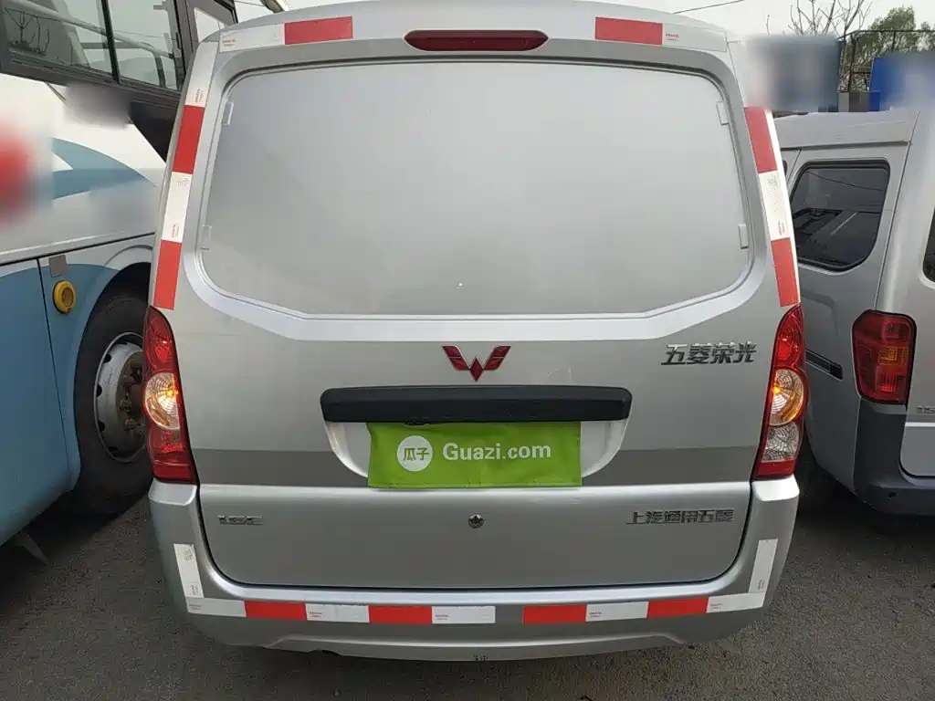 Wuling Rongguang 2021 1.5L 2 местL3C